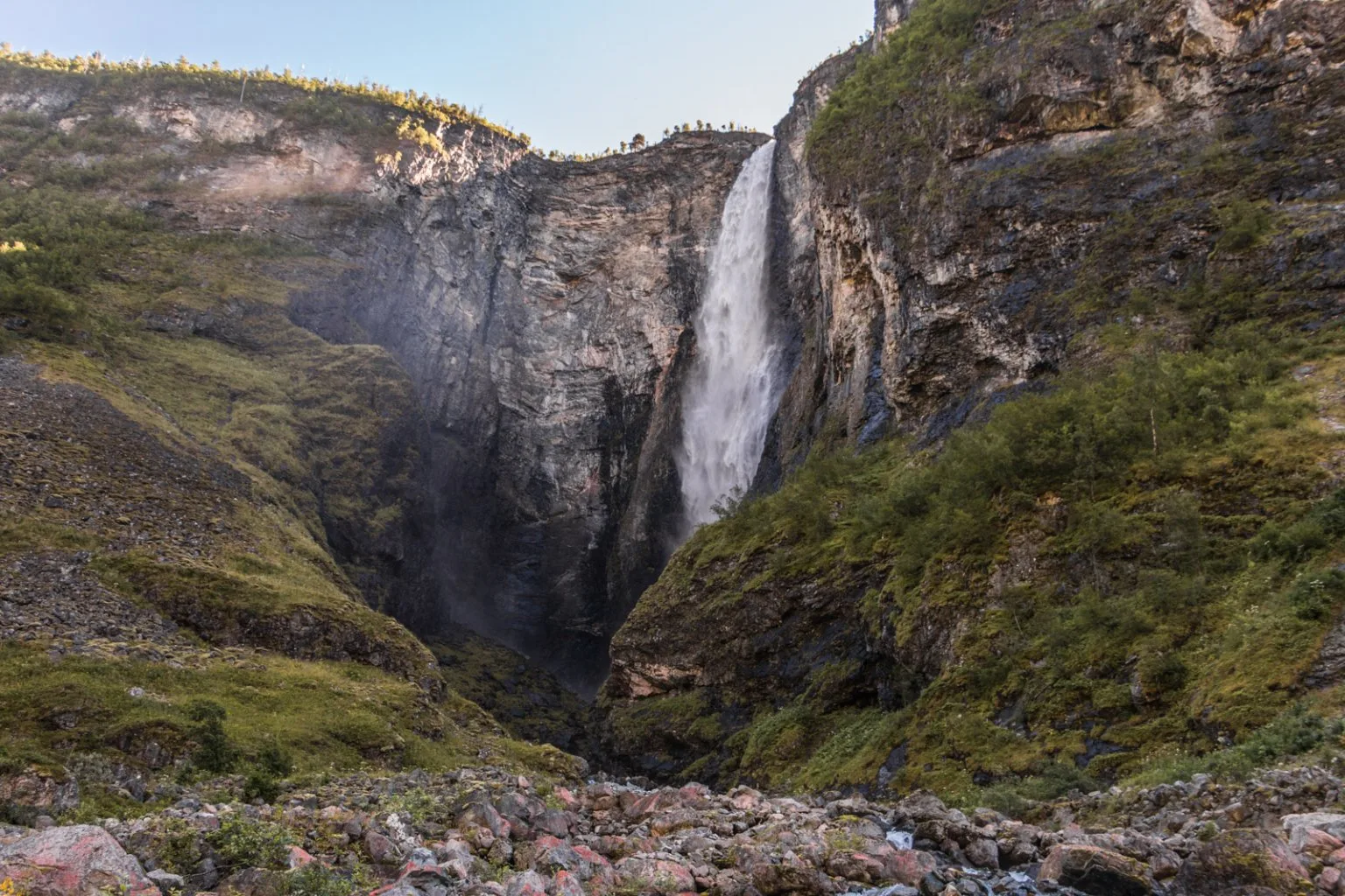 Vettisfossen, Utladalen