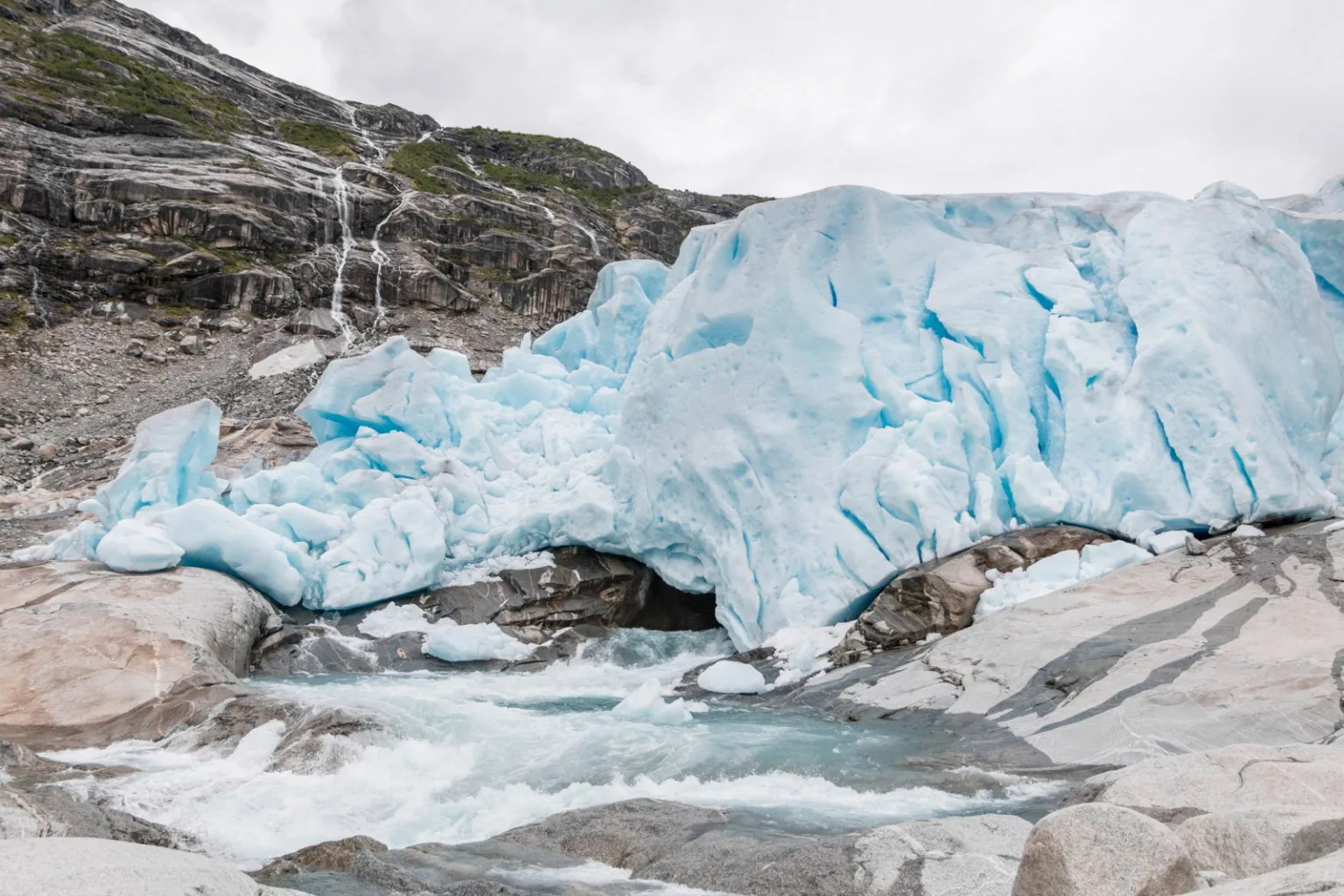 Pri ľadovci Jostedalsbreen