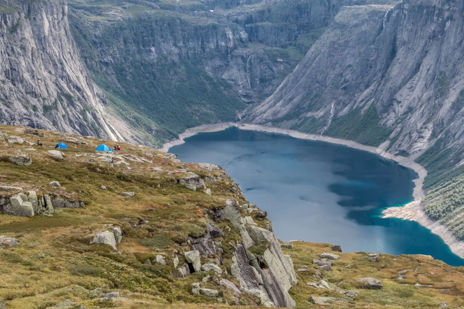 Trolltunga, Ringedalsvatnet