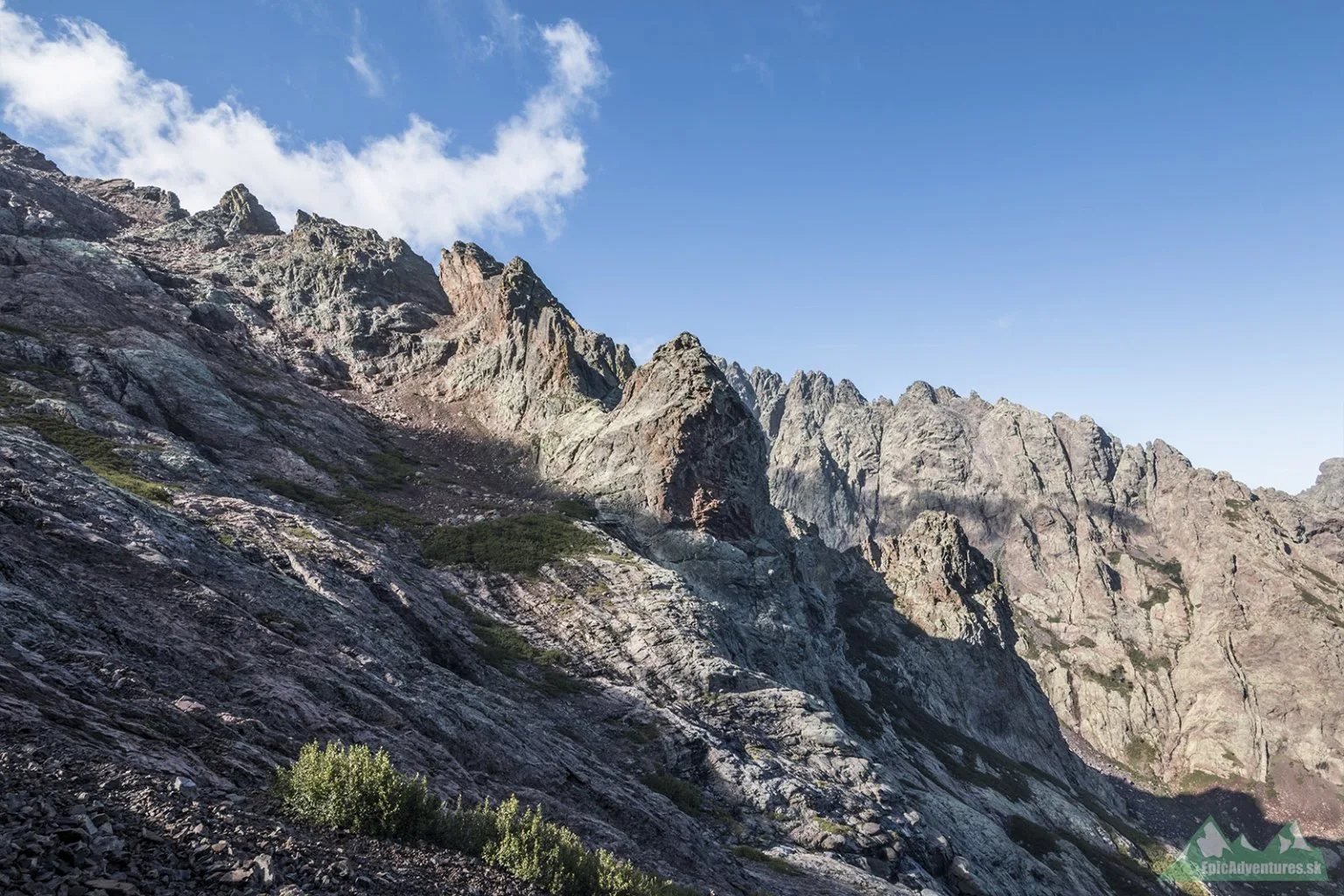 Cestou na Monte Cinto