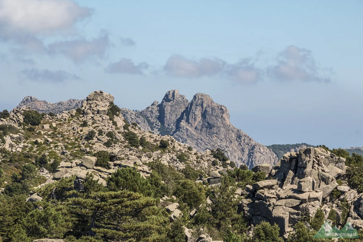 Výhľady z cesty do sedla Col du Monaco