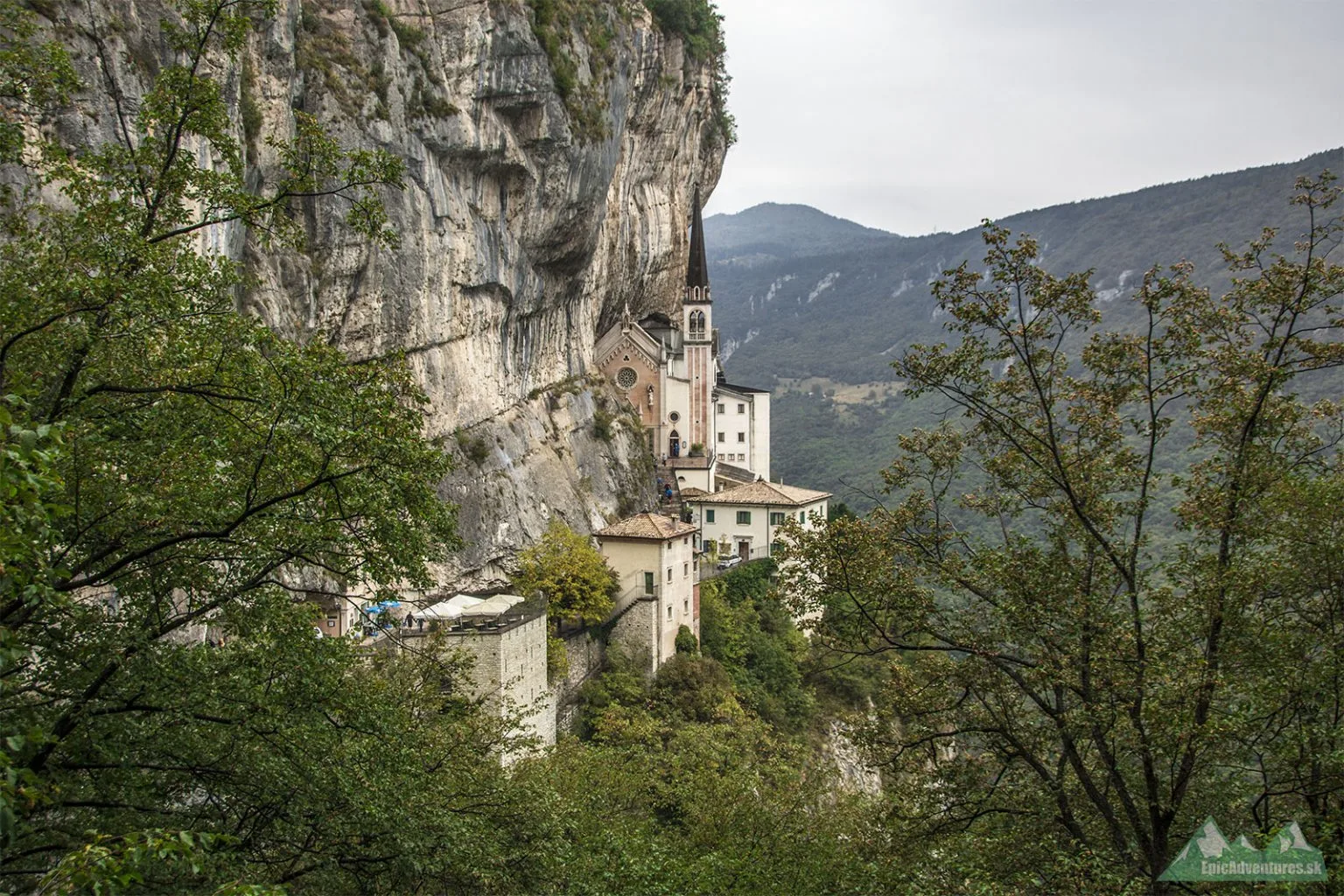 Madonna della Corona